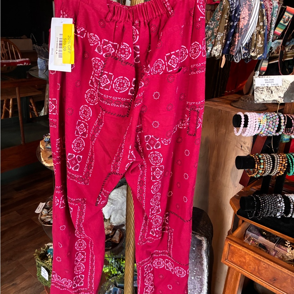 Magenta Bandana Print Casual Pants - Picture 3 of 3